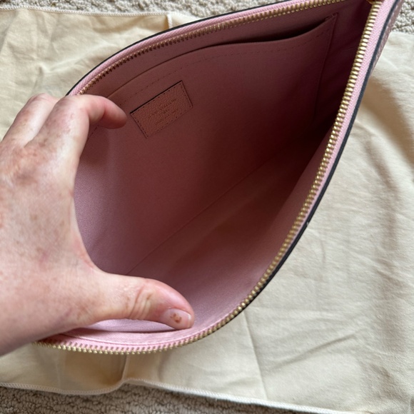 Louis Vuitton Empreinte Daily Pouch Rose Poudre - Picture 3 of 5